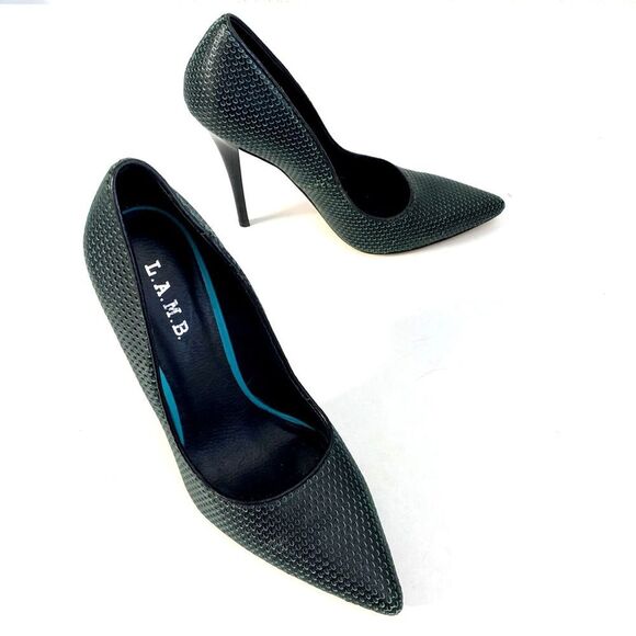L.A.M.B. Bee Pump Perforated Mesh Leather Black Green Point Toe Slim Heel Sz 9 - Picture 1 of 13